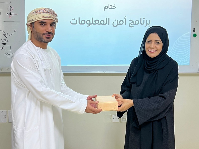 تعرف المشاركون خلاله على أساليب الهجمات الإلكترونية وطرق التصدي لها   ختام دورة أمن المعلومات ...