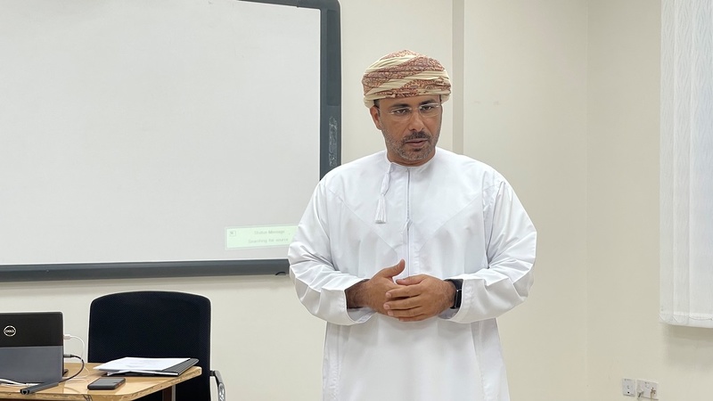 دائرة الإشراف التربوي بتعليمية ظفار تنفذ مشغلاً تدريبياً