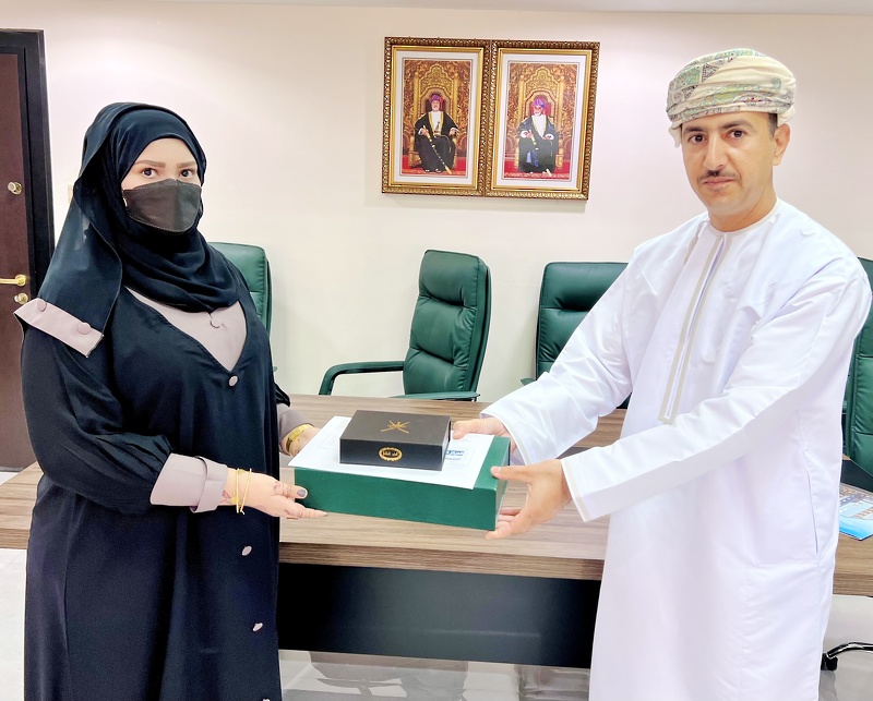 تكريم الفائزين في مسابقة الاحتفاء باليوم الخليجي للموهبة والإبداع بتعليمية ظفار
