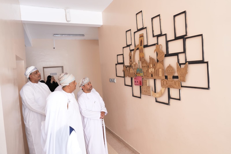افتتاح المعرض الفني ( وهج ) لمدرسة البندر الجديد