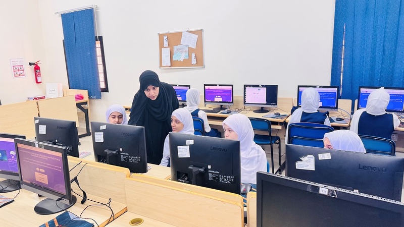 تنفيذ التطبيق الفعلي للمرحلة الثانية من برنامج الكشف عن الطلبة الموهوبين بمدارس تعليمية ظفار