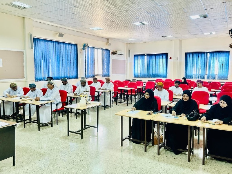 المديرية العامة بمحافظة ظفار_ اقامت ورشة الحقيبة التدريبية الثانية لمنظومة الإجادة لقياس الأداء الفردي
