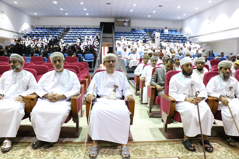 احتفال تعليمية المحافظة بتكريم حفظة كتاب الله في مسابقة القرآن الكريم