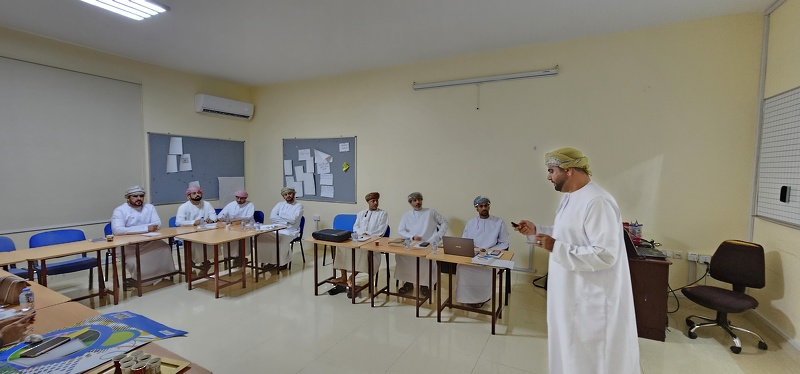 وحدة إشراف الجغرافيا بدائرة إشراف العلوم الإنسانية تنفذ زيارة إشرافية تخصصية