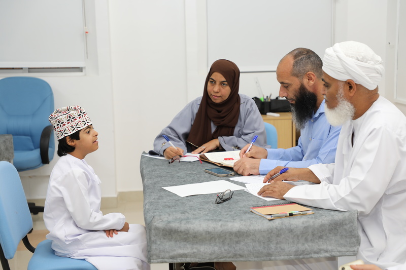 التربية الخاصة بتعليمية الداخلية تبدأ في التقييم النهائي لمسابقة حفظ القران الكريم  لذوي الإعاقة ...