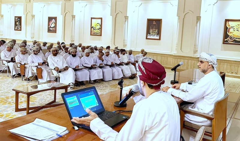 برنامج تعريفي بمستجدات القبول الموحد بشمال الباطنة 