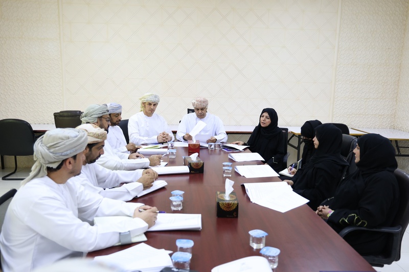 تعليمية البريمي تكمل استعداداتها لبدء امتحانات دبلوم التعليم العام للفصل الدراسي الأول – الدور ...