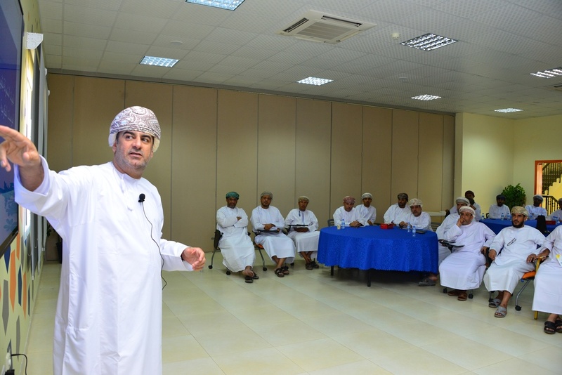لقاء حول الية تقييم الأداء بالمؤسسات الحكومية بتعليمية جنوب الشرقية 