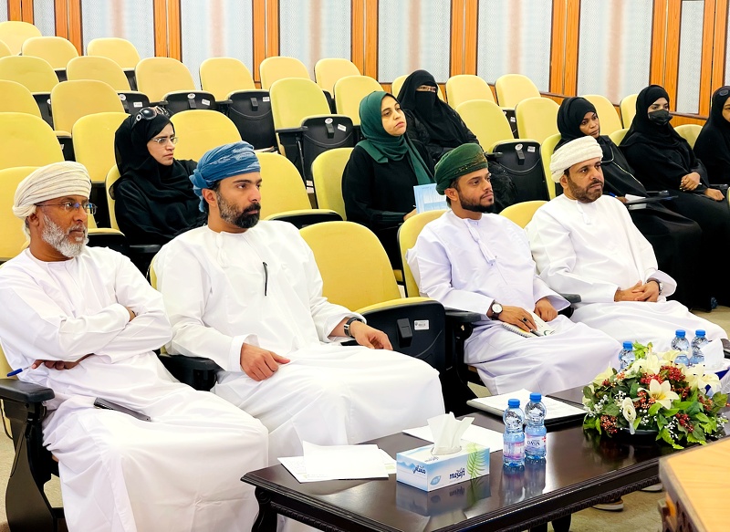 لقاء مع ملاك المدارس الخاصه بتعليمية ظفار