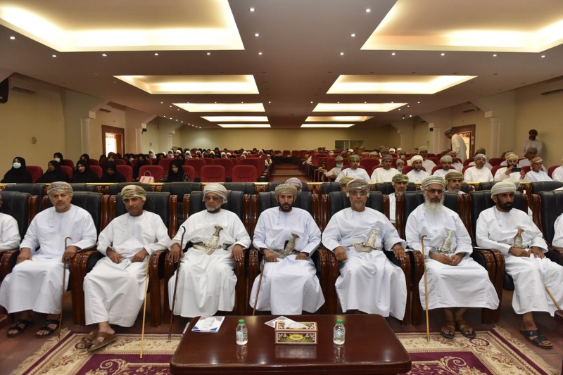 الاحتفال بتكريم الطلبة الفائزين في مسابقة القرآن الكريم بتعليمية محافظة الظاهرة 
