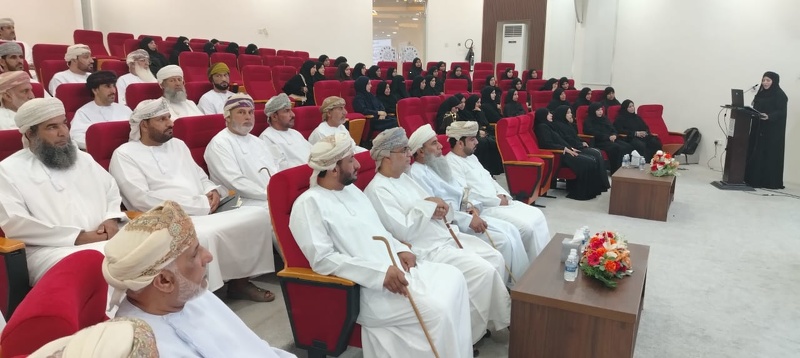 تنظيم الملتقى السنوي لمجالس أولياء الأمور بمدارس ولاية عبري