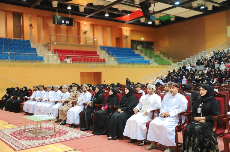 تعليمية ظفار تحتفل بختام البرنامج الصيفي لطلبة المدارس