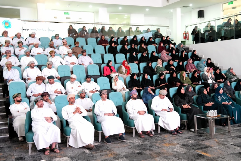 ندوة هم بيننا ولكن برؤية مختلفة  بمناسبة اليوم العالمي للتوحد.