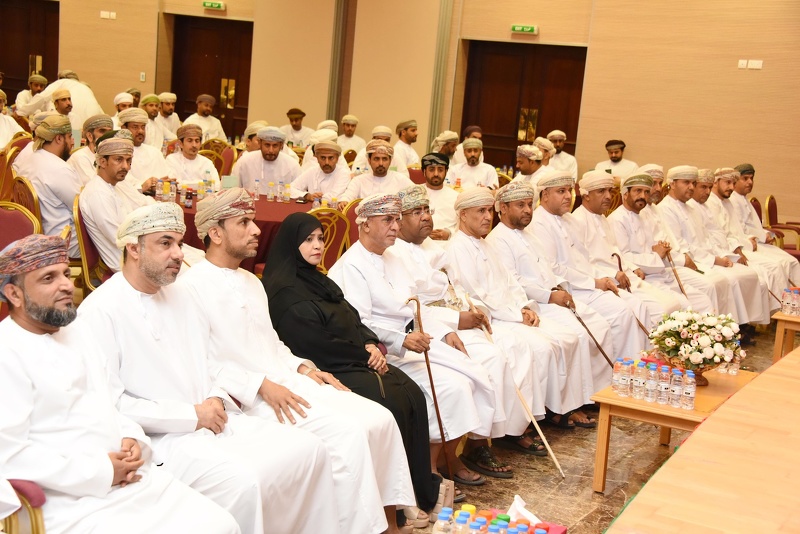 حفل تسليم شهادات خريجي البرامج التدريبية التخصصية للدفعات (الرابعة-الخامسة-السادسة) من خريجي المعهد ...