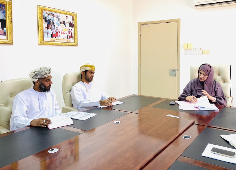 اجتماع اللجنة الفرعية لتطبيق الخطة التنفيذية لتحسين البيئة المدرسية في المدارس التي تعمل بنظام ...