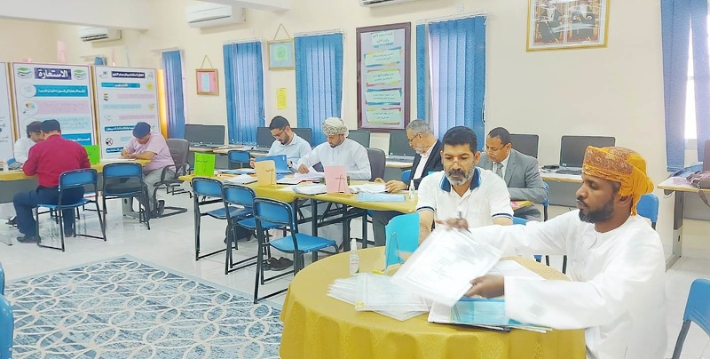 بدء أعمال لجان الفحص والتدقيق النهائي لأعمال طلبة دبلوم التعليم العام بالمديرية العامة للتربية ...