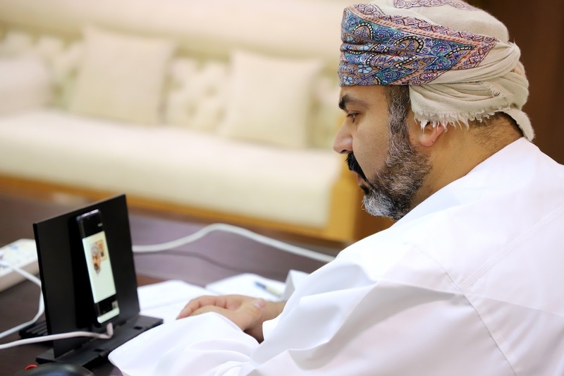 عقد اللقاء الافتراضي الأول مع إدارات مدارس تعليمية ظفار