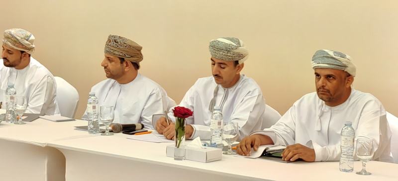 فريق من المديرية العامة للمدارس الخاصة يختتم زيارته للمدارس الخاصة بتعليمية ظفار 