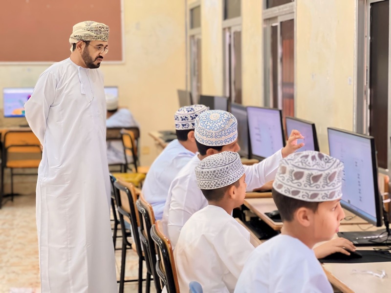 برنامج الكشف عن الطلبة الموهوبين بمدارس تعليمية ظفار للعام ٢٠٢٤م