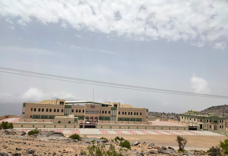 استلام مبنى مشروع مدرسة جبل السراه بعبري 