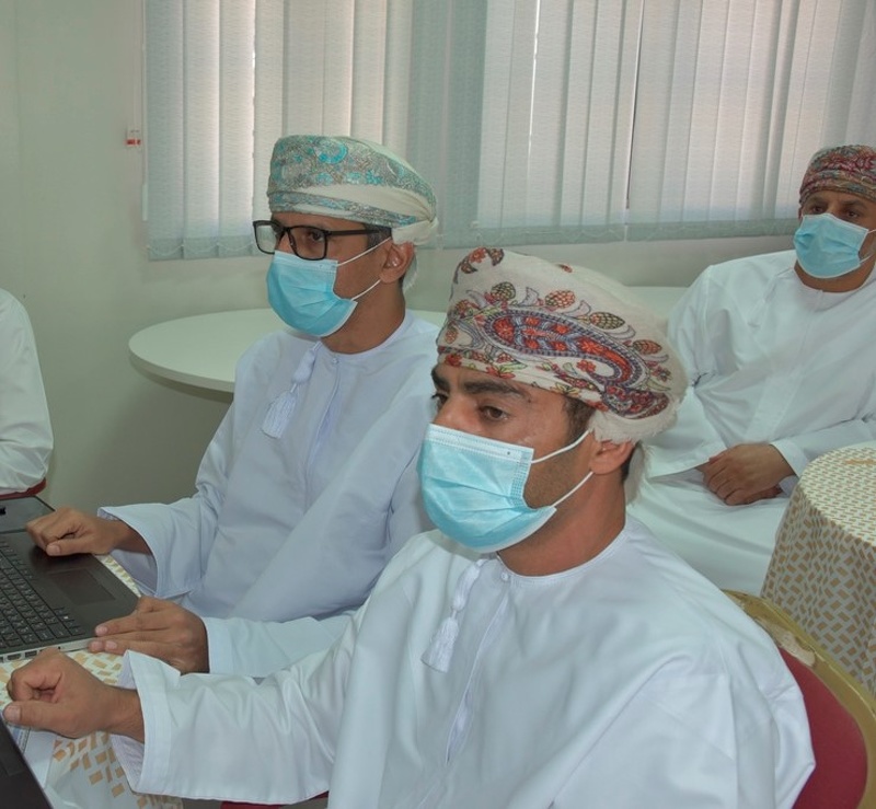 برنامج تدريبي لمساعدي مديري المدارس المنتدبين الجدد بتعليمية الداخلية