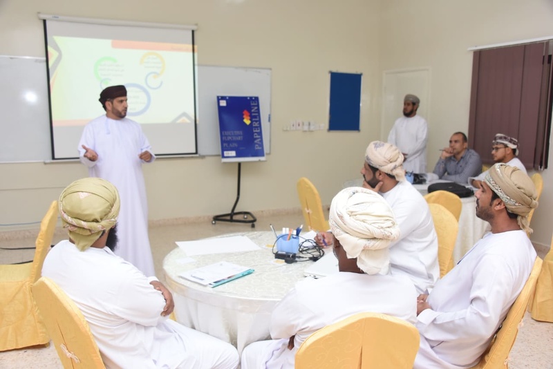 بدء مشغل المفردات الامتحانية لمادة الكيمياء للصف الثاني عشر بتعليمية جنوب الشرقية