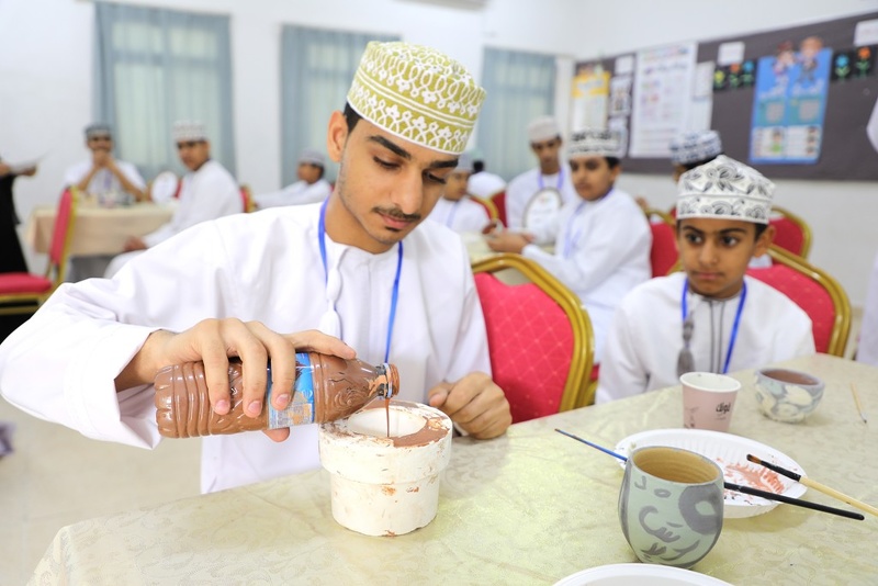 خمسة مراكز صيفية تستقبل 500 طالبا وطالبة في مختلف ولايات محافظة الداخلية