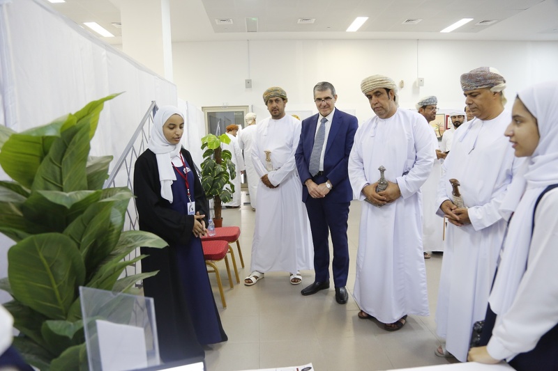 لاستعراض المواهب الطلابية المختلفة  تعليمية البريمي تنظم ملتقى المواهب الطلابية الأول