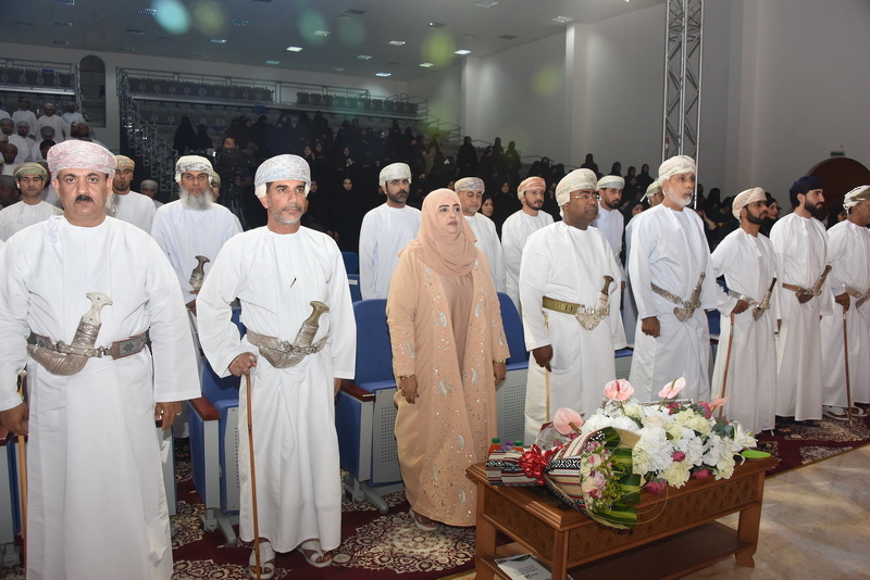 تعليمية محافظة جنوب الشرقية تحتفل بيوم المعلم وتكرم 177 مجيدا تربويا