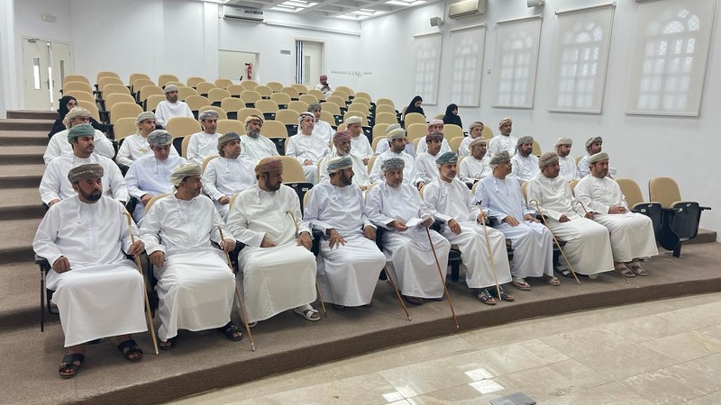 تعليمية البريمي تنظم 