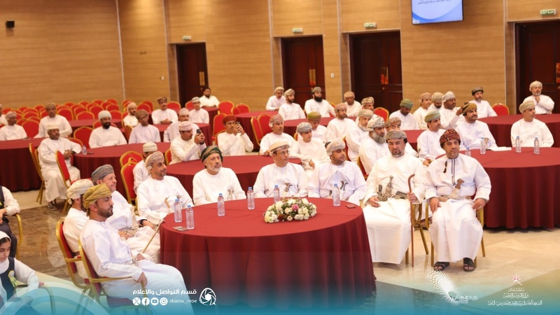تكريم الفائزين بجائزة الجمعية العمانية للكتّاب والأدباء للإبداع الأدبي 2023/2024م بتعليمية جنوب ...