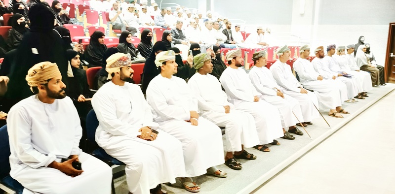 تكريم الفائزين بمسابقة الرسم 