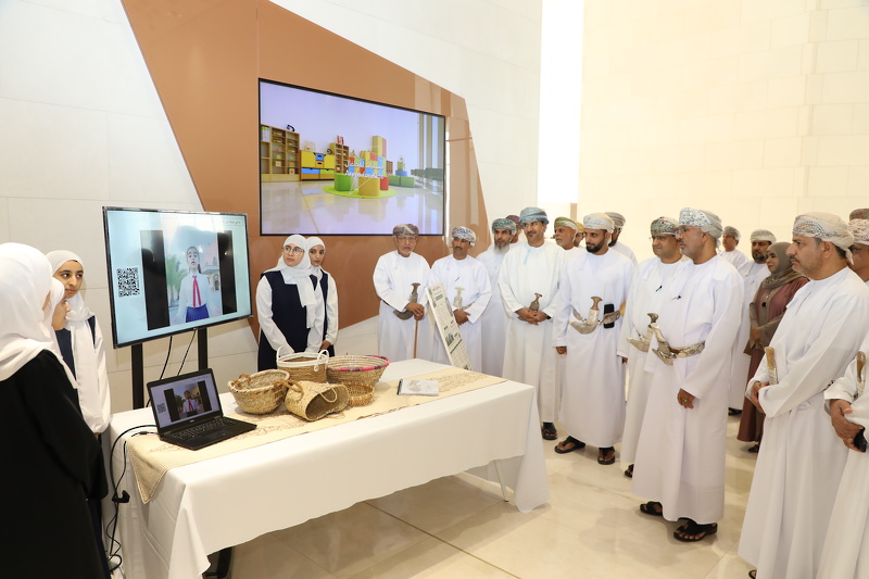 المديرية العامة للتعليم بمحافظة الداخلية تكرم المدارس المجيدة في مشروع من أجل الوطن تفاعل إيجابي ...