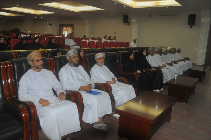 تنظيم لقاء تعريفي لمبادرة التدوير الوظيفي بتعليمية محافظة الظاهرة 