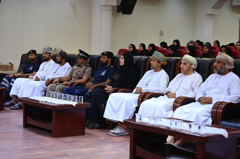 تنظيم ملتقى توعوي لإدارات المدارس ومشرفي الأمن والسلامة المدرسية بتعليمية محافظة الظاهرة