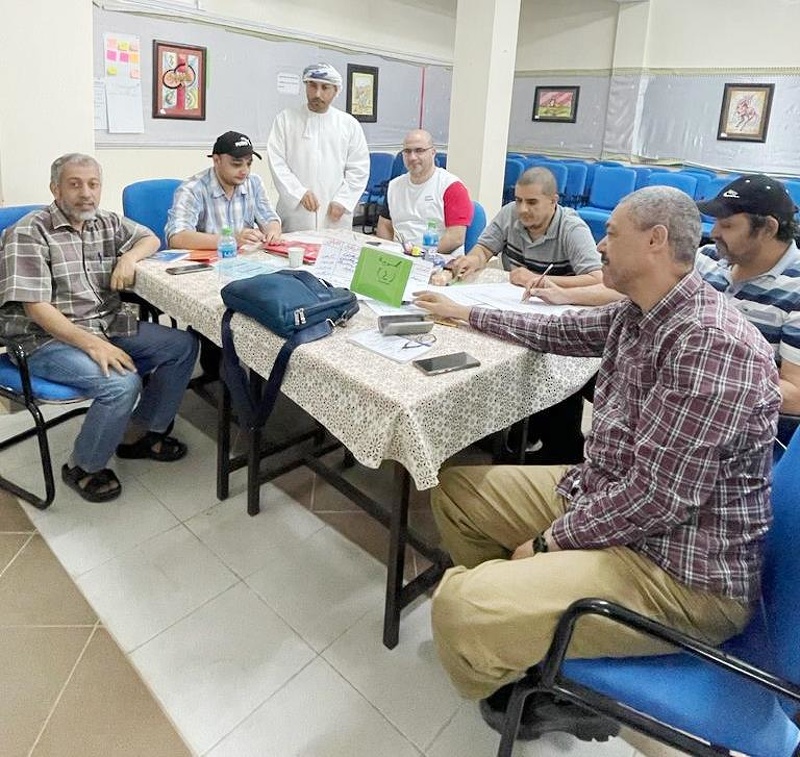 استكمال برنامج مهارات التفكير العليا لمعلمي المجال الثاني بإدارة التربية والتعليم بثمريت