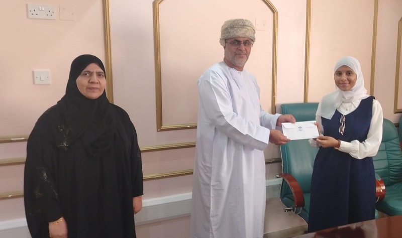 تعليمية محافظة الظاهرة تكرم فريق كوانتا تيم الفائز في مسابقة تحدي علوم المستقبل بدولة الإمارات