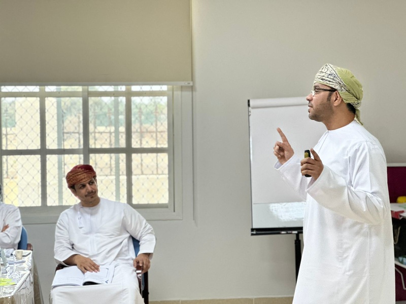 برنامج تنمية مهارات المدربين (TOT)